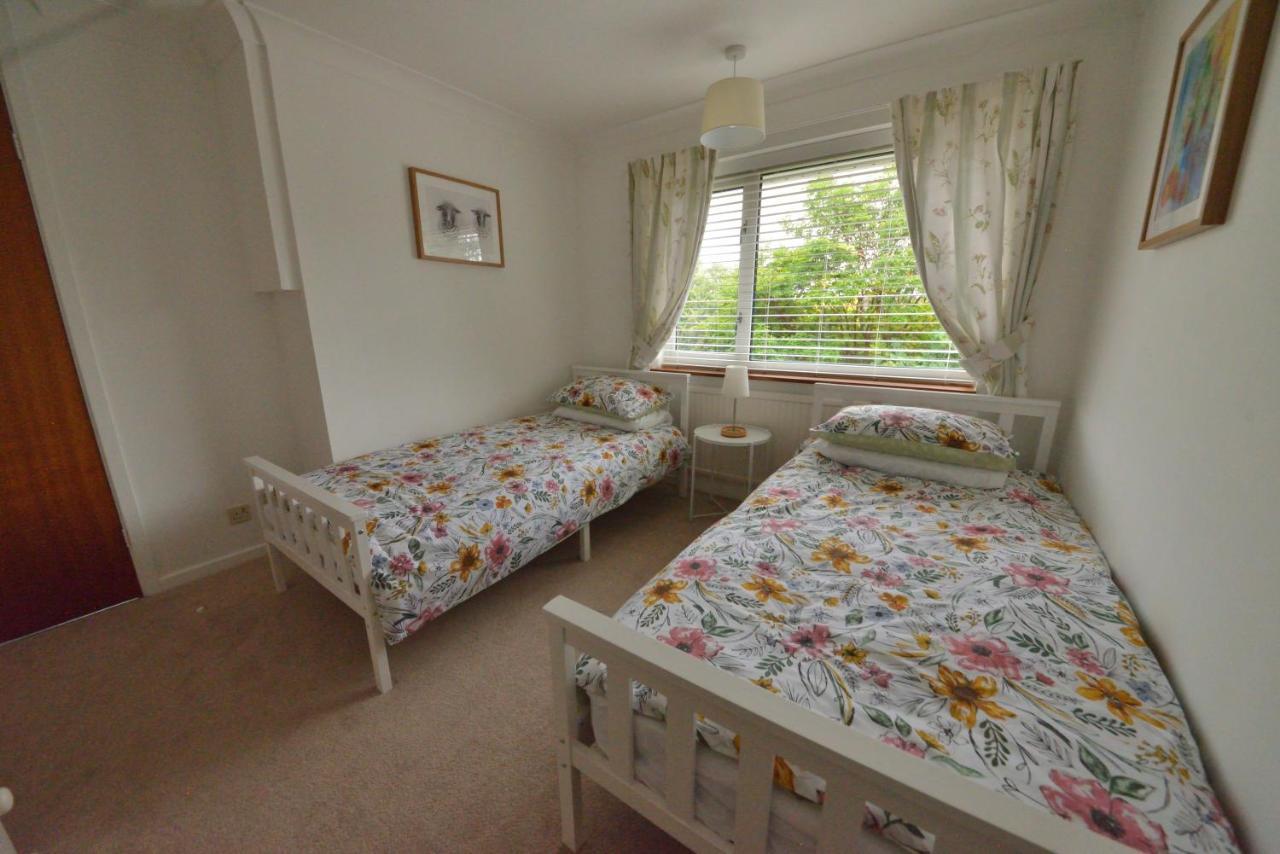 Cosy House, A Train Spotter'S Delight! Villa New Alresford Exterior foto